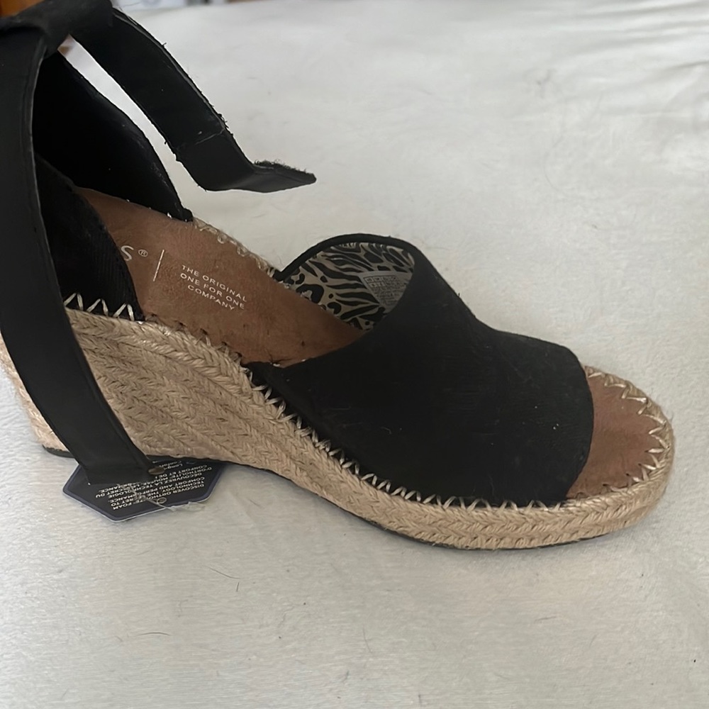 Toms black sandal wedge